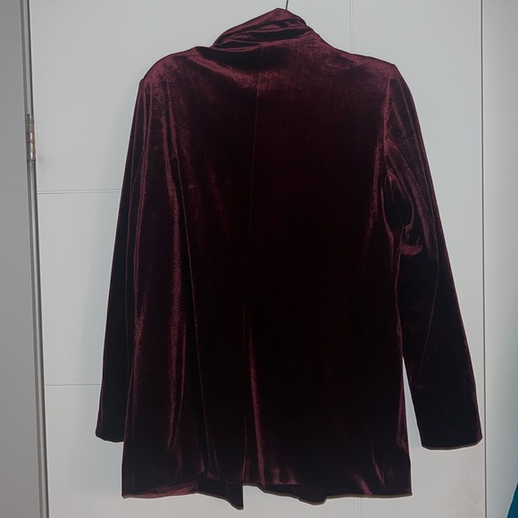 Velvet wine Color blazer - Picture 2 of 3